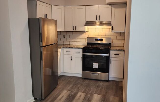 2 beds, 1 bath, 914 sqft, $1,500, Unit 1st Floor
