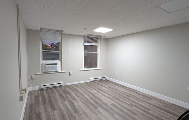 1 bed, 1 bath, 500 sqft, $900, Unit 435