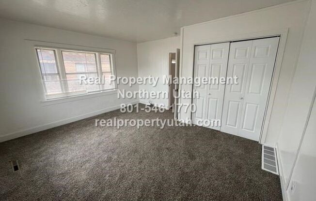 2 beds, 1 bath, 1,300 sqft, $1,300, Unit 486 15th St.