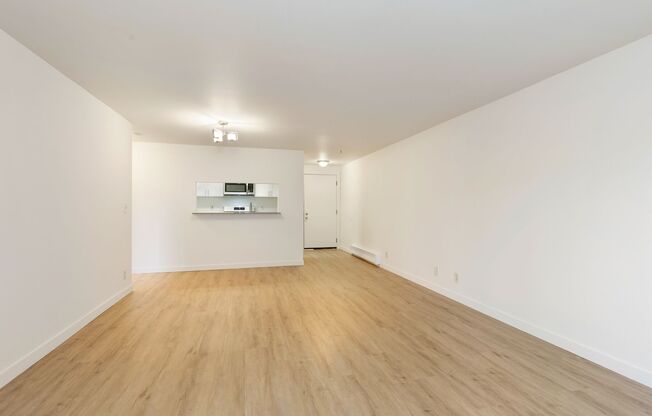 1 bed, 1 bath, 685 sqft, $1,560, Unit 504