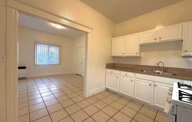 1 bed, 1 bath, $1,750, Unit 932