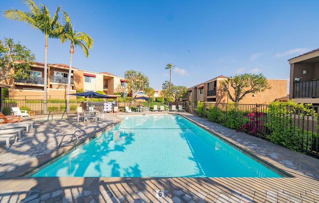 2 beds, 1 bath, 757 sqft, $2,595, Unit A-A06