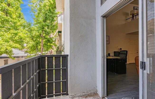 1 bed, 1 bath, 758 sqft, $2,200, Unit 203