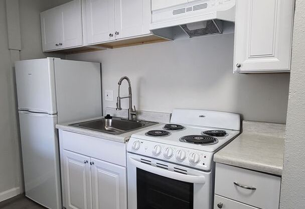 Studio, 1 bath, 400 sqft, $1,200, Unit 1250-I