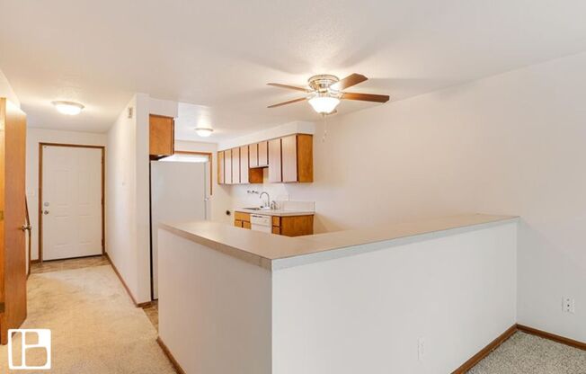 2 beds, 1.5 baths, 1,100 sqft, $1,750, Unit 45