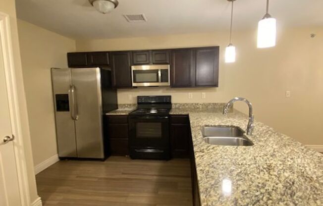 4 beds, 2 baths, 1,005 sqft, $1,450, Unit C303