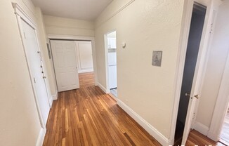 1687 Commonwealth Ave