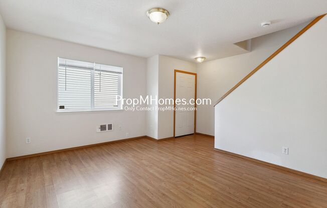 Spacious Two Bedroom Home in SE Portland!