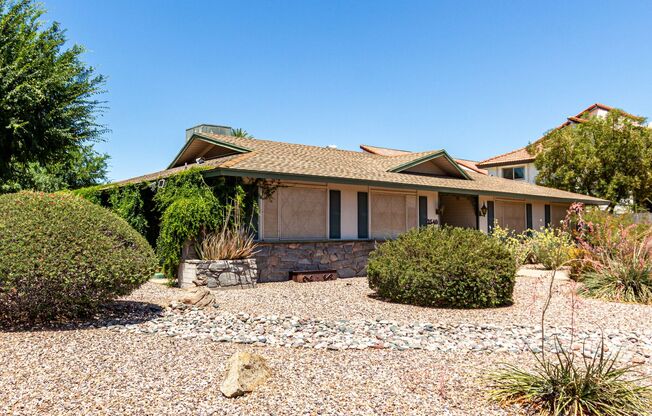 3540 E Montecito Ave