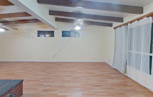 Beautiful 3B/2B Home in Wast Palmdale - MOVE IN READY!