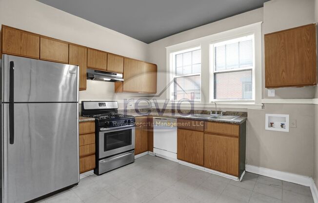 2 beds, 1 bath, 950 sqft, $995, Unit 308-2