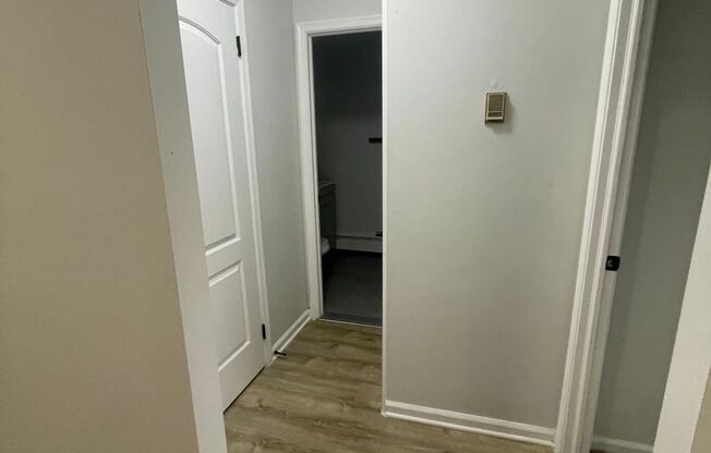 2 beds, 1 bath, 800 sqft, $1,695, Unit B - 13