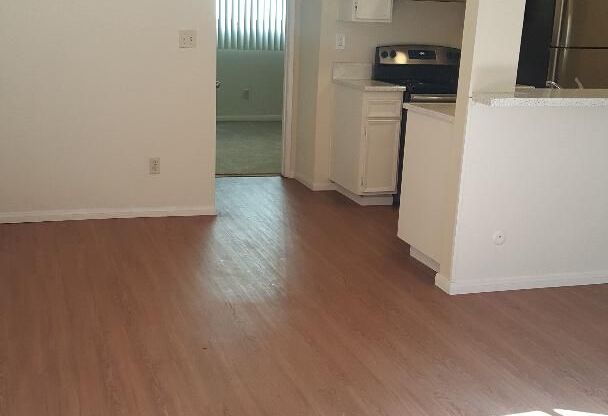 1 bed, 1 bath, 650 sqft, $1,945