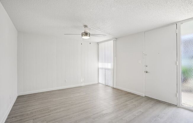 1 bed, 1 bath, 550 sqft, $1,637, Unit 39