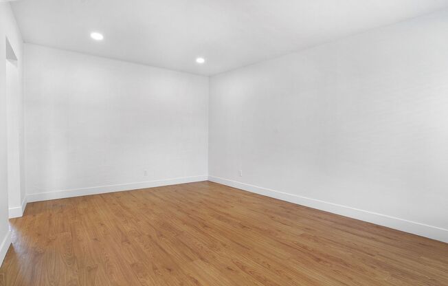 2 beds, 1 bath, 750 sqft, $1,595, Unit 1862-1