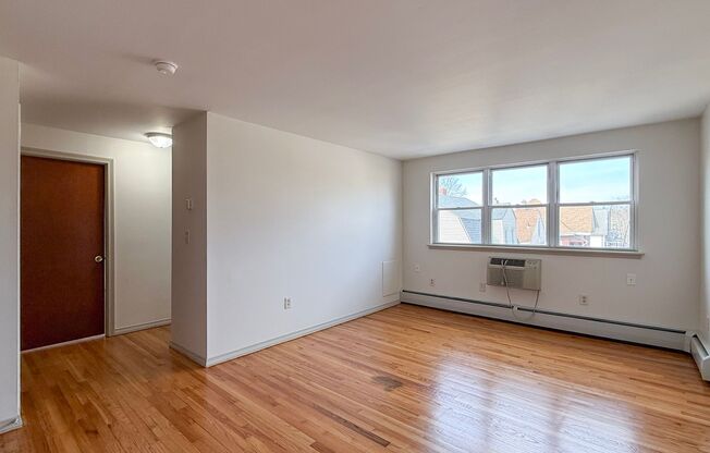 10 Lincoln St / Rosario Properties LLC