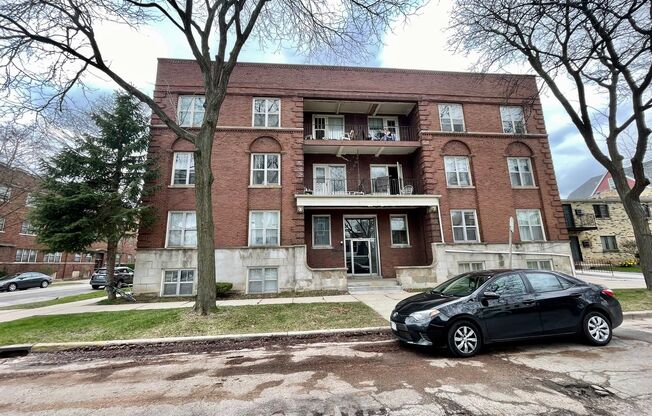 2320 E Belleview Pl.