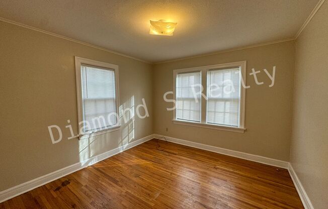 2 beds, 1 bath, $1,025