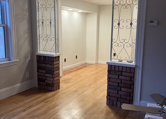4 beds, 1 bath, 2,250 sqft, $3,800, Unit 1
