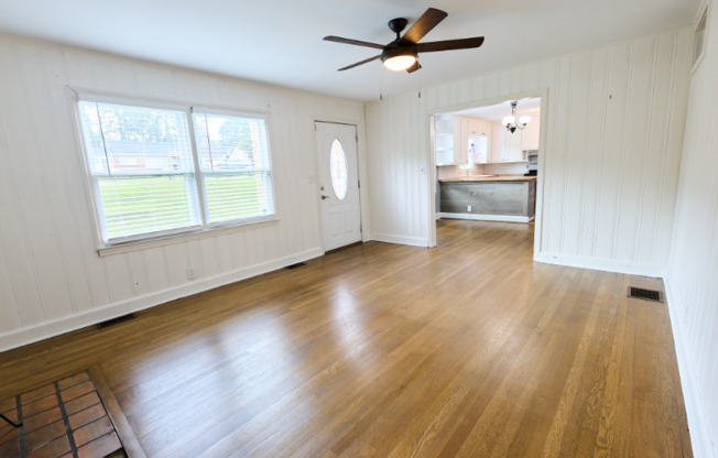 4809 LAVISTA RD