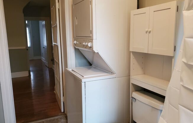 1 bed, 1 bath, $1,050, Unit Apt. 1