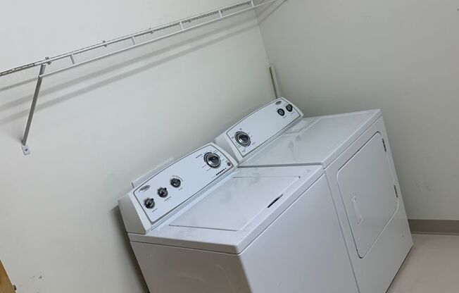 2 beds, 2 baths, 1,000 sqft, $1,395, Unit 315