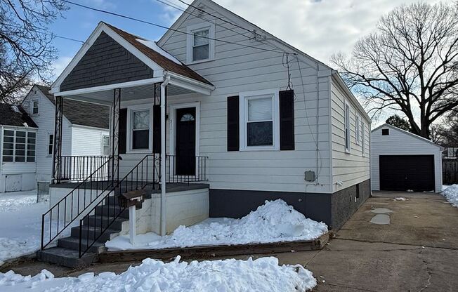 Beautiful 3 Bedroom Single‑Family Home in Essex, MD