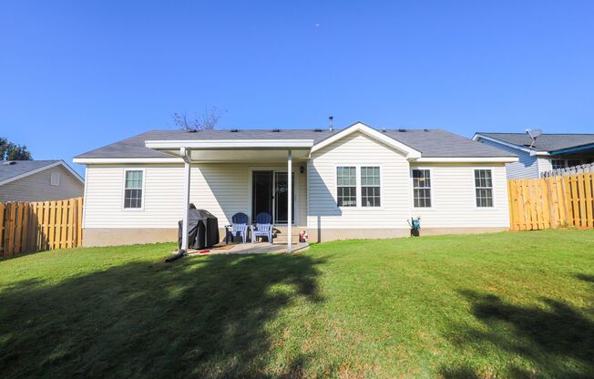 4-Bedroom Ranch - Pet Friendly