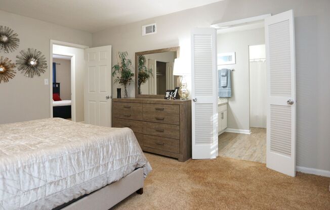 3 beds, 2.5 baths, 1,510 sqft, $1,525, Unit 25-E