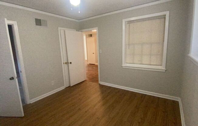 2 beds, 1 bath, $1,700