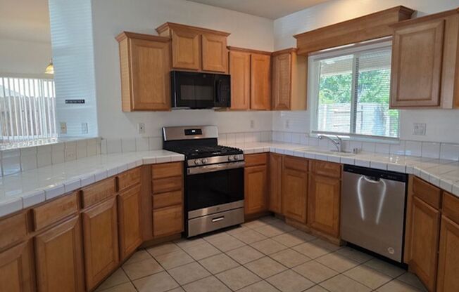 2705 Granite Ridge Place -House