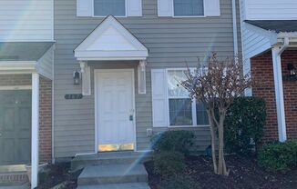 Charming 2 Bed/ 1.5 Bath Townhome in Desirable Brookhaven Neighborhood - Community Pool - Walking Trails