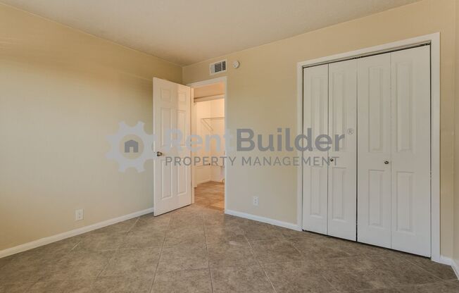 2 beds, 1 bath, 800 sqft, $1,095, Unit Unit A