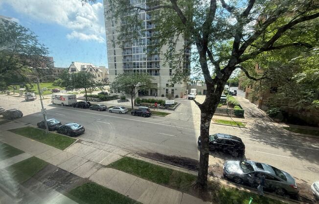 Studio, 1 bath, 400 sqft, $850, Unit #318