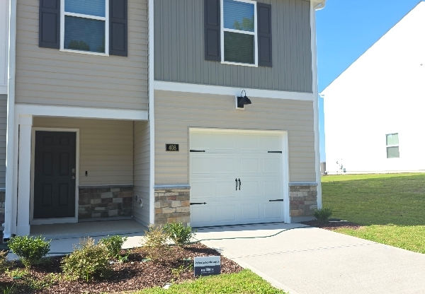 408 HONEYCUTT OAKS DR