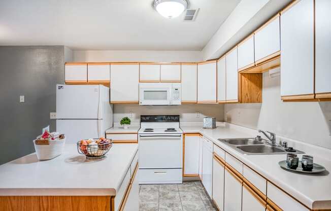 Rocky Meadows Apartments