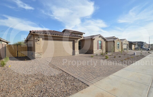 5105 N 81 AVE