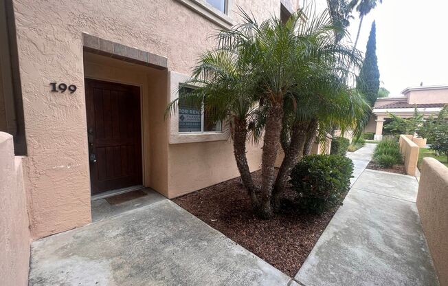 Large 1BR/1BA with 2 parking spots in desirable La Jolla complex near all!