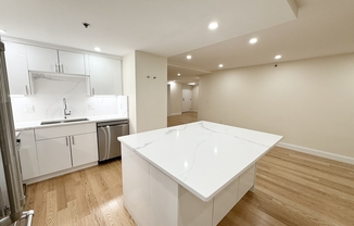2 beds, 2 baths, 1,424 sqft, $4,950, Unit 404