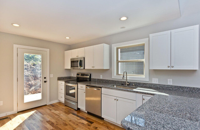 Newer Construction Close to Downtown Asheville