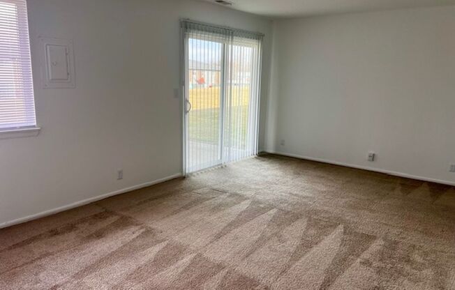 1 bed, 1 bath, 680 sqft, $1,005, Unit 01 - 1109Y