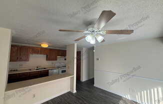 2 beds, 2 baths, 900 sqft, $1,249, Unit H