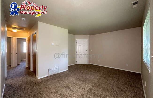 4721 W PASADENA LN
