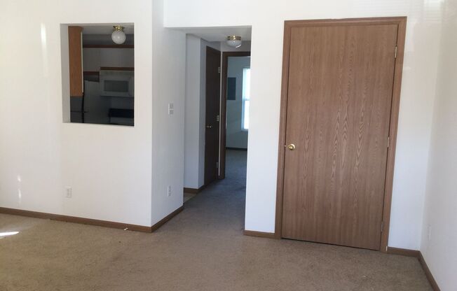 1 bed, 1 bath, 600 sqft, $725, Unit JV U1