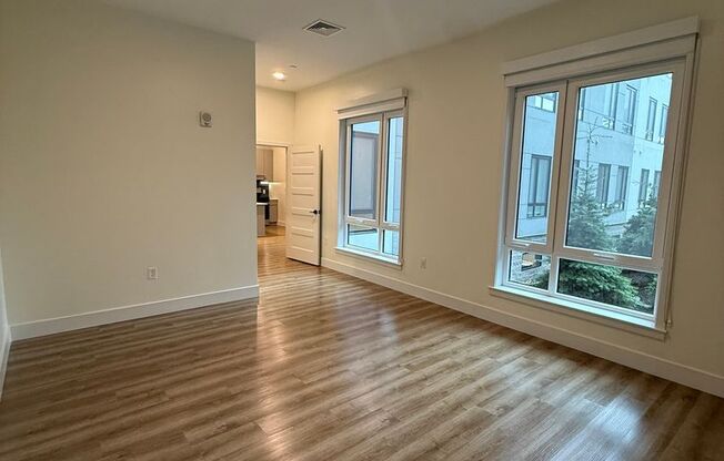 1 bed, 1 bath, 931 sqft, $2,540, Unit 124