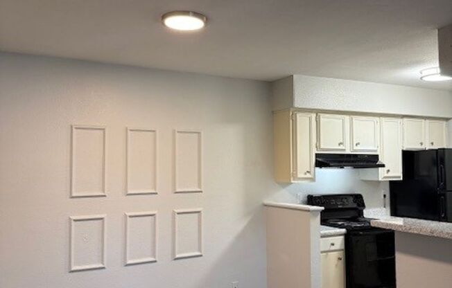 2 beds, 2 baths, 931 sqft, $1,195, Unit 02-0216