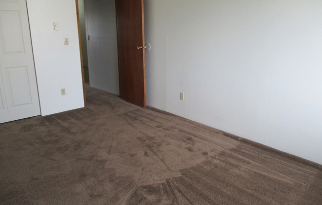 2 beds, 1 bath, 712 sqft, $995, Unit 41