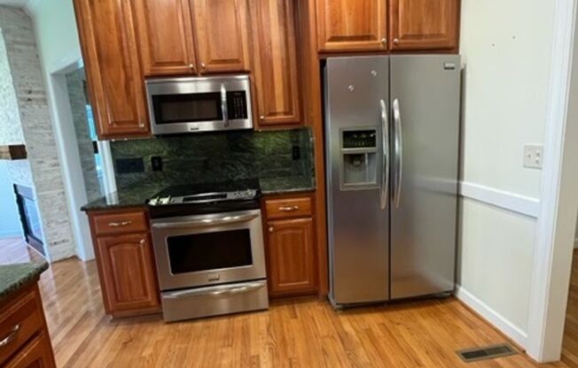 4 beds, 2 baths, $3,000