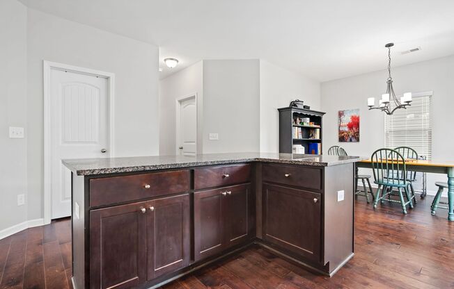 4 beds, 3 baths, $2,400