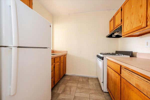 Studio, 1 bath, 600 sqft, $2,000, Unit 1A